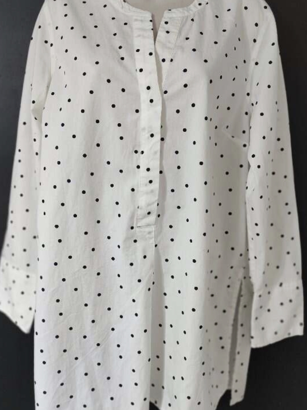 Old Navy/Polka Dot Split-Neck Women’s Tunic Top - White with Black Dots XL